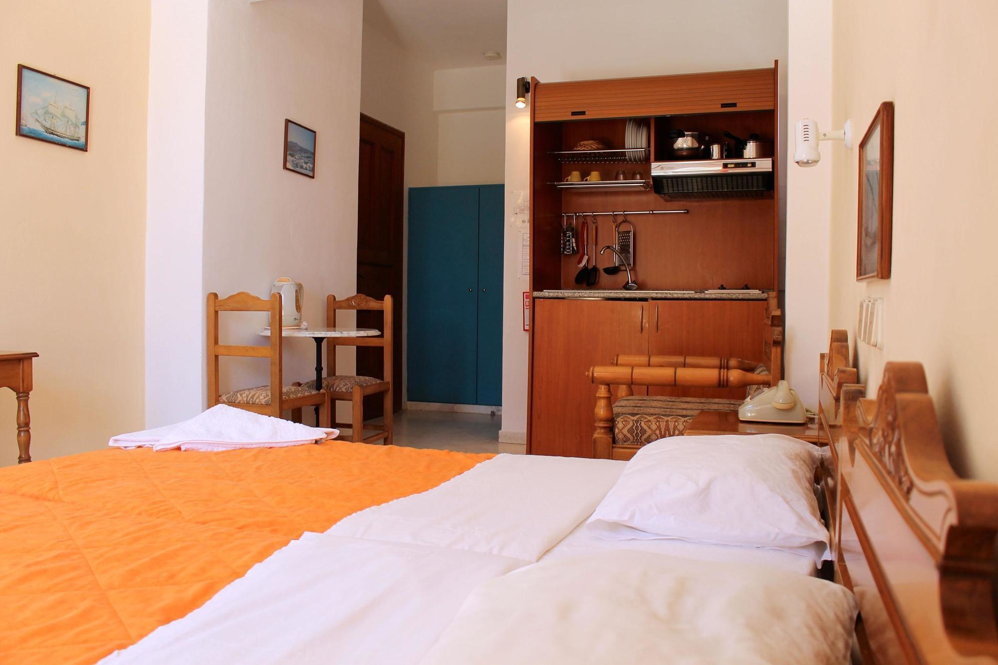 Kamári Alia Hotel מראה חיצוני תמונה