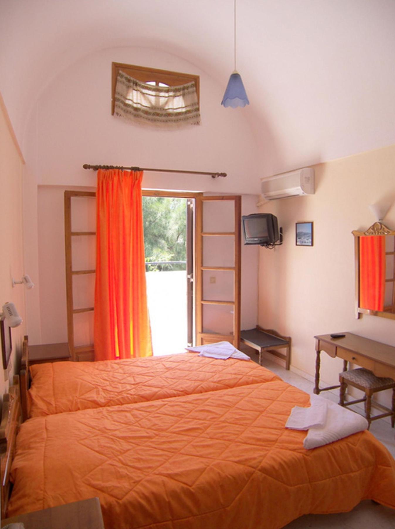 Kamári Alia Hotel מראה חיצוני תמונה